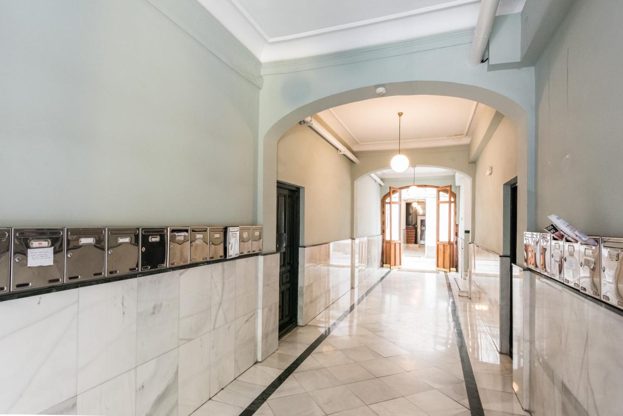 Apartament Downtown Jacuzzi Madryt Zewnętrze zdjęcie